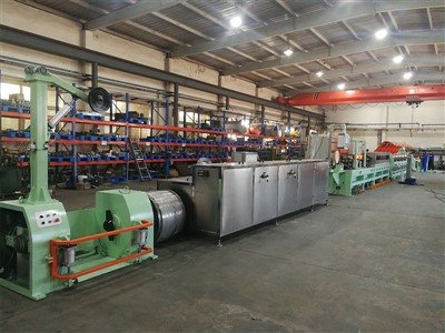 Linha de produção de fio de soldagem com núcleo de fluxo-multifuncional-